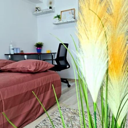 Ultracentral Magheru Studio Leilighet Bucureşti Eksteriør bilde